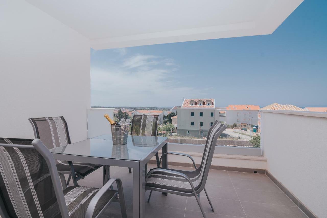 Apartments Pool Villa Aldura Новалья Номер фото