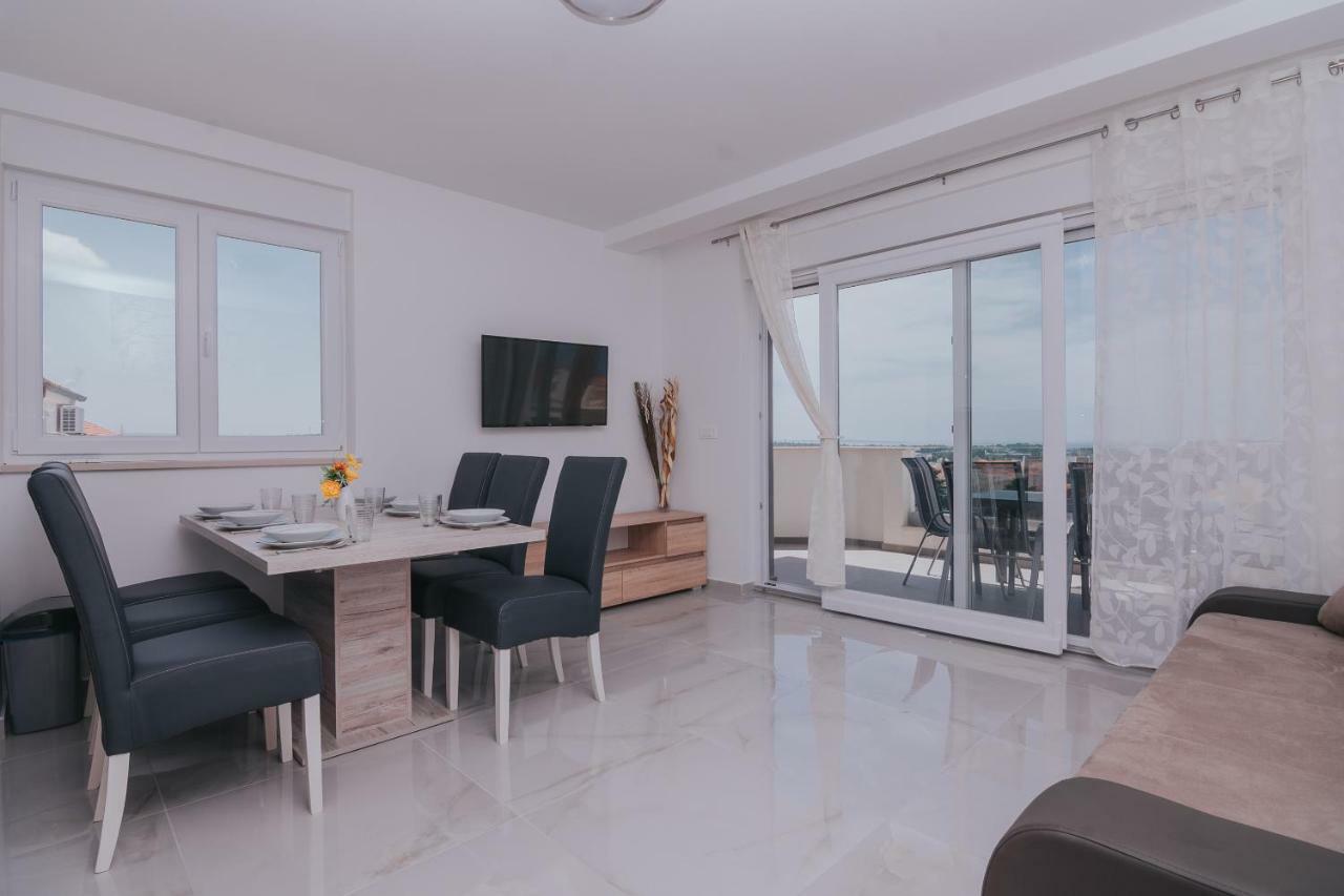Apartments Pool Villa Aldura Новалья Номер фото